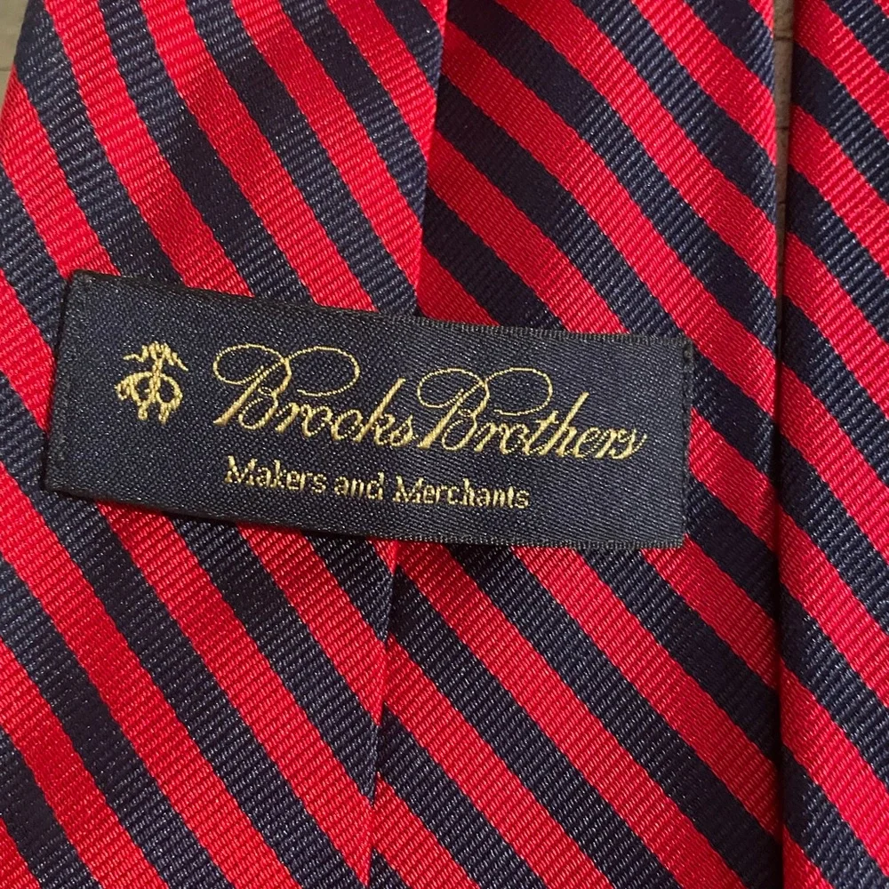Brooks Brothers Red and Blue Striped Tie 100% Silk